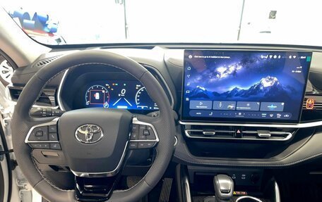 Toyota Highlander, 2026 год, 6 100 000 рублей, 14 фотография