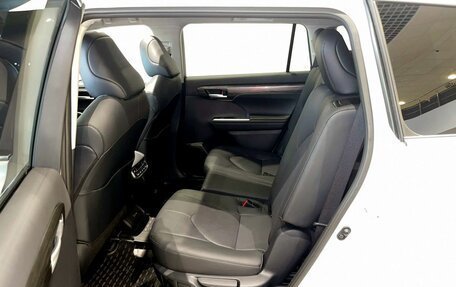 Toyota Highlander, 2026 год, 6 100 000 рублей, 18 фотография
