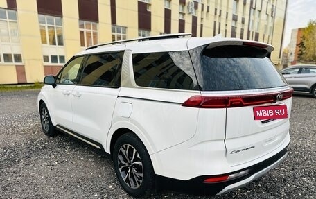KIA Carnival, 2021 год, 3 150 000 рублей, 3 фотография