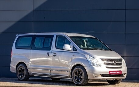 Hyundai Grand Starex Grand Starex I рестайлинг 2, 2010 год, 1 595 000 рублей, 10 фотография