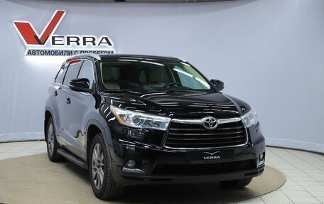 Toyota Highlander III, 2015 год, 2 990 000 рублей, 3 фотография