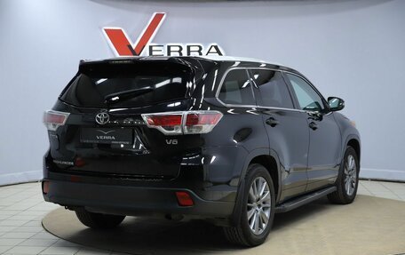 Toyota Highlander III, 2015 год, 2 990 000 рублей, 5 фотография