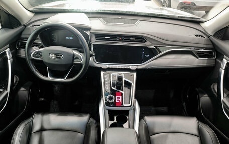 Geely Atlas, 2024 год, 2 050 000 рублей, 18 фотография