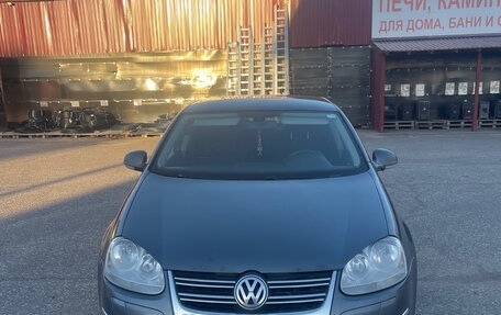 Volkswagen Jetta VI, 2010 год, 350 000 рублей, 1 фотография