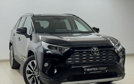 Toyota RAV4, 2021 год, 3 650 000 рублей, 3 фотография