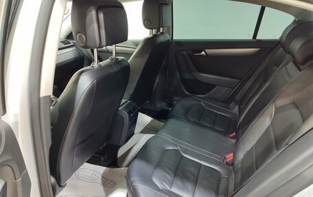 Volkswagen Passat B7, 2012 год, 990 000 рублей, 18 фотография