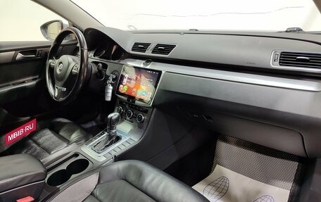 Volkswagen Passat B7, 2012 год, 990 000 рублей, 14 фотография