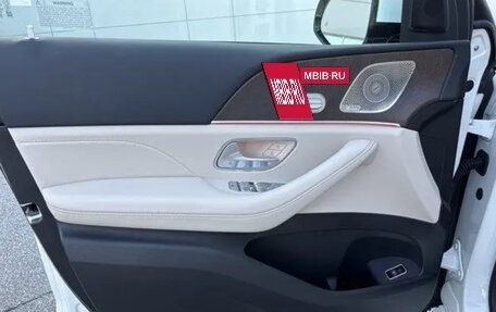 Mercedes-Benz GLE, 2026 год, 15 000 000 рублей, 17 фотография