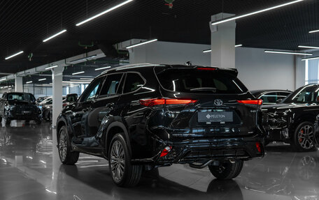 Toyota Highlander, 2026 год, 6 050 000 рублей, 4 фотография