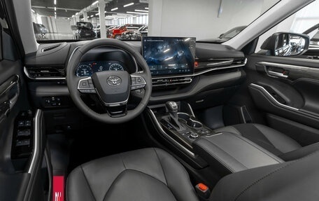 Toyota Highlander, 2026 год, 6 050 000 рублей, 10 фотография