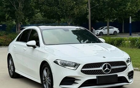 Mercedes-Benz A-Класс, 2022 год, 1 850 000 рублей, 1 фотография