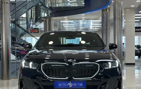 BMW 5 серия, 2023 год, 6 999 000 рублей, 7 фотография