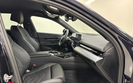 BMW 5 серия, 2023 год, 6 999 000 рублей, 26 фотография