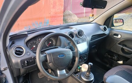 Ford Fiesta, 2006 год, 230 000 рублей, 5 фотография