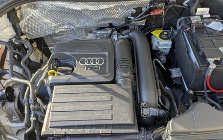 Audi Q3, 2018 год, 2 095 000 рублей, 23 фотография