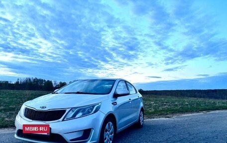 KIA Rio III рестайлинг, 2012 год, 600 000 рублей, 2 фотография