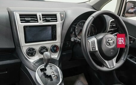 Toyota Ractis II, 2012 год, 849 000 рублей, 20 фотография