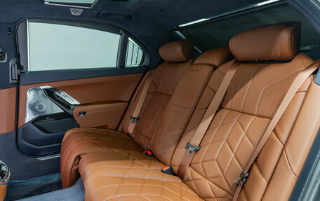 BMW 7 серия, 2025 год, 18 750 000 рублей, 25 фотография