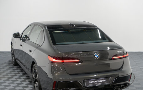 BMW 7 серия, 2025 год, 18 750 000 рублей, 38 фотография