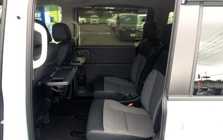 Honda Freed, 2025 год, 1 800 000 рублей, 14 фотография