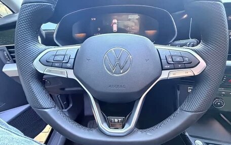 Volkswagen Passat B8 рестайлинг, 2023 год, 1 900 000 рублей, 14 фотография