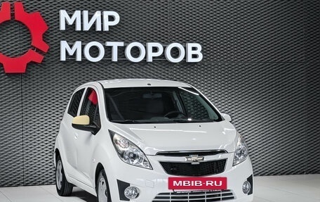Chevrolet Spark III, 2012 год, 599 000 рублей, 3 фотография