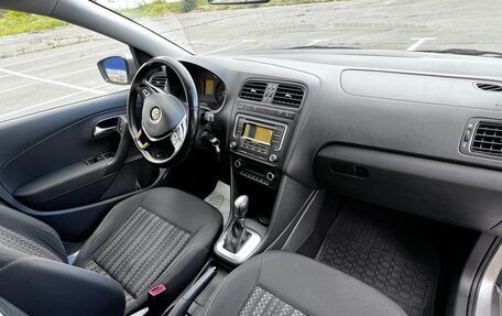 Volkswagen Polo VI (EU Market), 2018 год, 1 300 000 рублей, 33 фотография