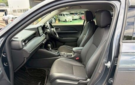 Honda Vezel, 2022 год, 1 900 008 рублей, 15 фотография