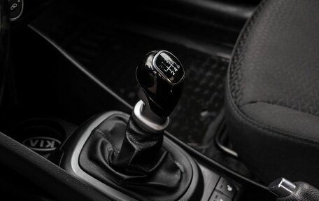 KIA Rio III рестайлинг, 2015 год, 1 085 000 рублей, 25 фотография