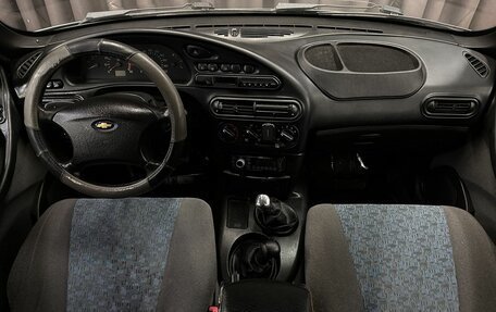 Chevrolet Niva I рестайлинг, 2005 год, 299 999 рублей, 8 фотография