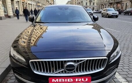 Volvo S90 II рестайлинг, 2021 год, 3 500 000 рублей, 1 фотография