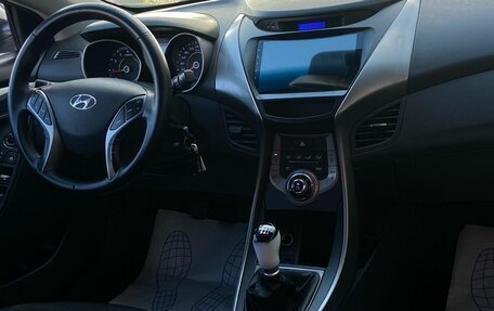 Hyundai Elantra V, 2012 год, 590 000 рублей, 7 фотография