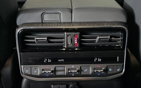 Toyota Land Cruiser, 2024 год, 12 700 000 рублей, 10 фотография