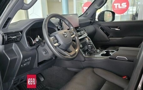 Toyota Land Cruiser, 2024 год, 12 700 000 рублей, 22 фотография