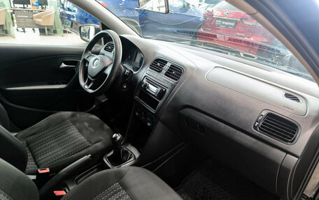 Volkswagen Polo VI (EU Market), 2017 год, 1 099 000 рублей, 15 фотография