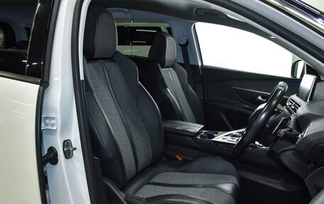 Peugeot 5008 II, 2018 год, 2 399 000 рублей, 13 фотография