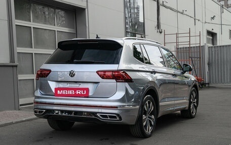 Volkswagen Tiguan II, 2021 год, 3 550 000 рублей, 4 фотография