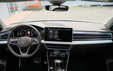 Volkswagen Tiguan II, 2021 год, 3 550 000 рублей, 11 фотография