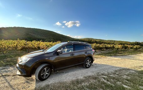 Toyota RAV4, 2019 год, 2 850 000 рублей, 5 фотография