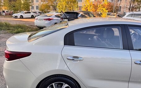 KIA Rio IV, 2019 год, 1 700 000 рублей, 4 фотография
