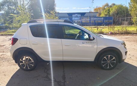 Renault Sandero II рестайлинг, 2018 год, 900 000 рублей, 5 фотография
