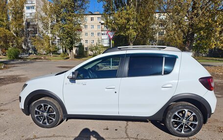 Renault Sandero II рестайлинг, 2018 год, 900 000 рублей, 6 фотография
