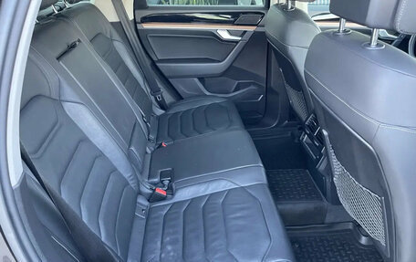 Volkswagen Touareg III, 2019 год, 5 500 000 рублей, 13 фотография