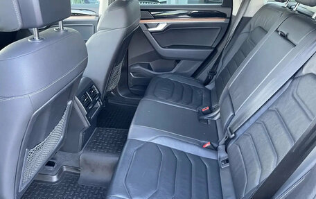 Volkswagen Touareg III, 2019 год, 5 500 000 рублей, 17 фотография