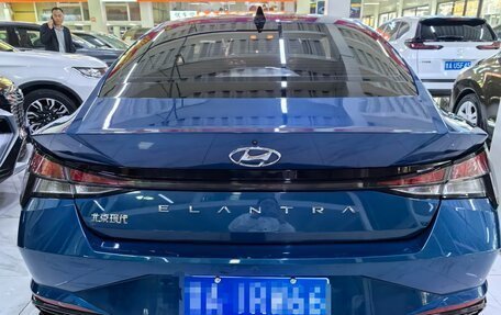 Hyundai Elantra, 2022 год, 1 440 000 рублей, 5 фотография