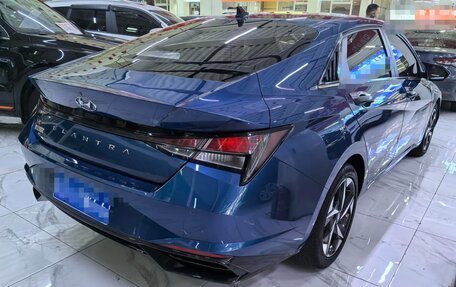 Hyundai Elantra, 2022 год, 1 440 000 рублей, 4 фотография