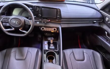 Hyundai Elantra, 2022 год, 1 440 000 рублей, 7 фотография