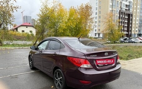 Hyundai Solaris II рестайлинг, 2012 год, 620 000 рублей, 8 фотография