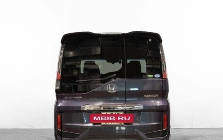 Honda Stepwgn IV, 2016 год, 2 049 000 рублей, 6 фотография