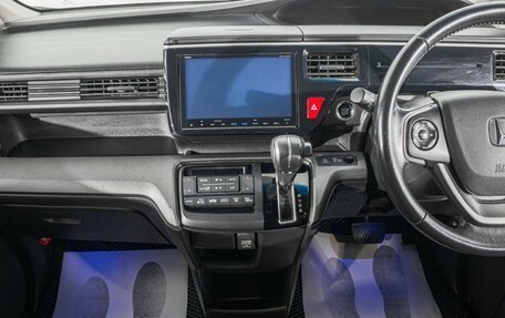 Honda Stepwgn IV, 2016 год, 2 049 000 рублей, 19 фотография